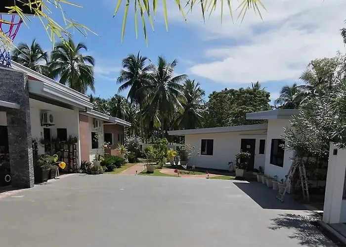 Seaview Residence-garden Privat Resort, Room2 アパート Argao